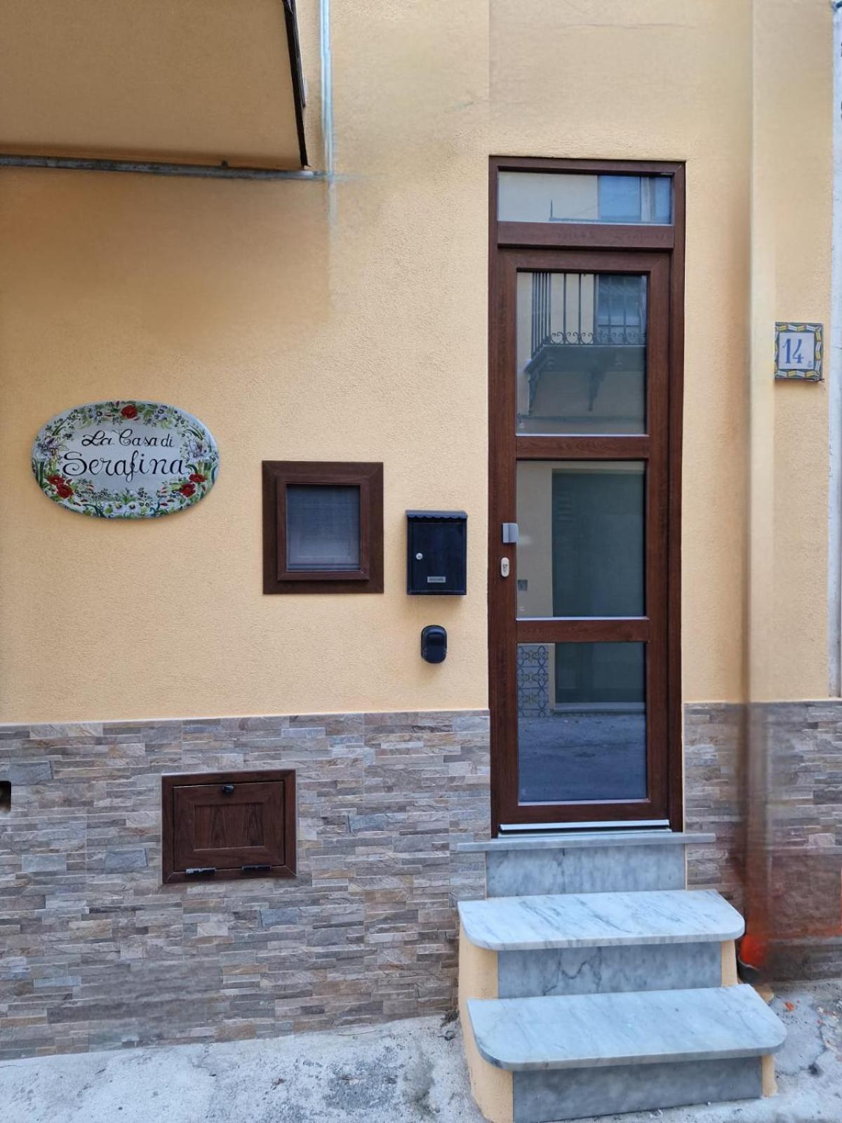 La Casa Di Serafina Санто-Стефано-ди-Камастра Экстерьер фото
